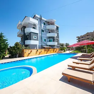 *** Hotel Qendra Albanie