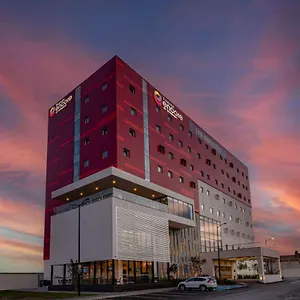 Ramada Encore By Wyndham Guadalajara Aeropuerto Hotel